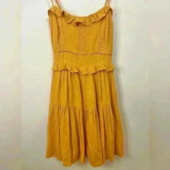 All In Favor Sweet tiered, flowy dress with ruffled details. Size Small - Picture 2 of 9